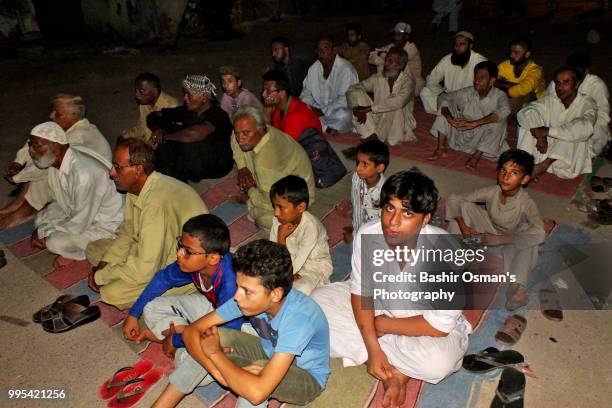 a roadside watching arrangement for fifa world cup 2018 - bashir stock-fotos und bilder