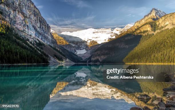 lake louise - albena stock pictures, royalty-free photos & images