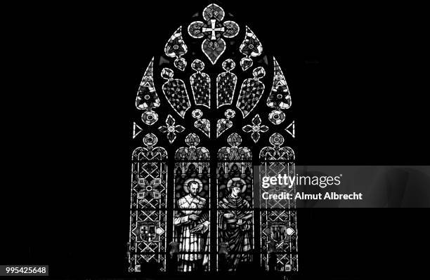 window inside the cathedral in barcelona - almut albrecht bildbanksfoton och bilder