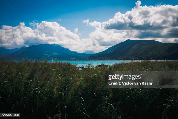 annecy lake view - raam stock pictures, royalty-free photos & images