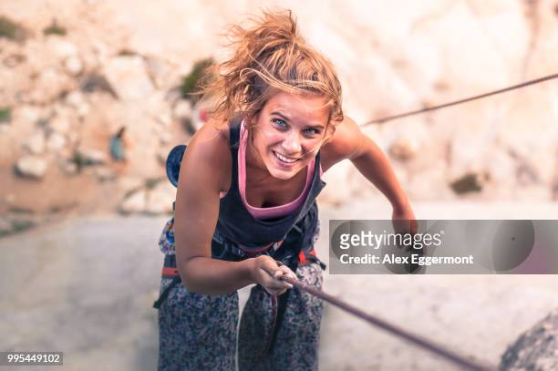 rock climber rock climbing, yosemite national park, united states - adrenaline bildbanksfoton och bilder