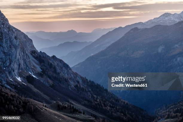 germany, bavaria, berchtesgaden alps, view to schneibstein in the evening light - berchtesgaden alps stock pictures, royalty-free photos & images