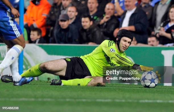 Petr Cech of Chelsea in action during the UEFA Champions League group match between Chelsea and Spartak Moscow at Stamford Bridge on November 3, 2010...