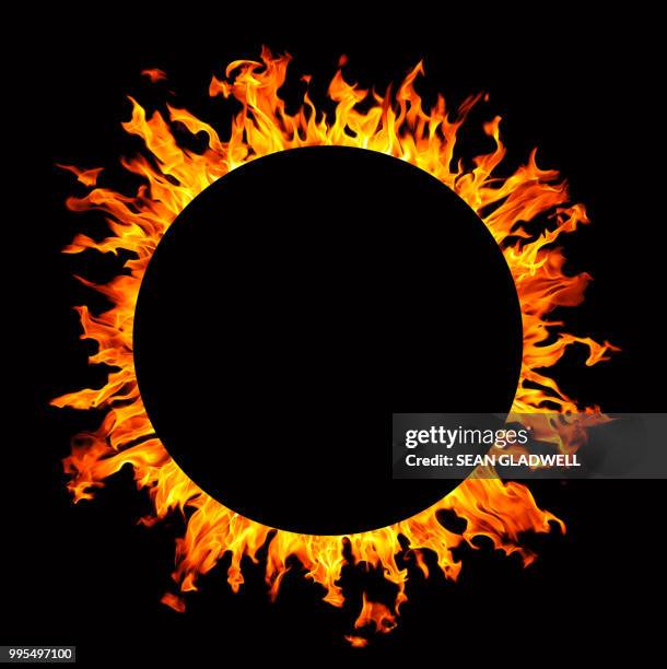 circle of fire - flame circle stock pictures, royalty-free photos & images