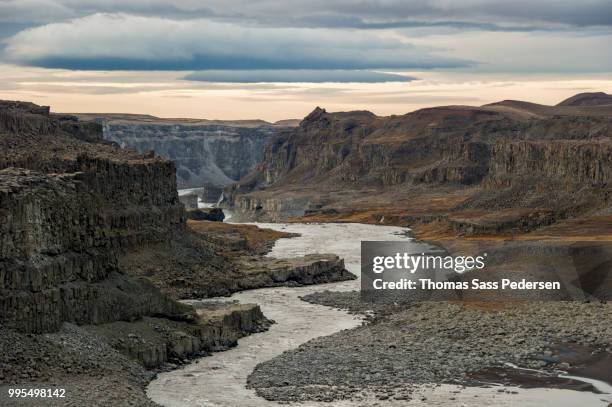 dettifoss - dettifoss fotografías e imágenes de stock