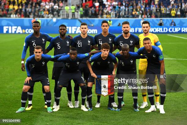 France players pose for a team photo during the 2018 FIFA World Cup Russia Semi Final match between Belgium and France at Saint Petersburg Stadium on...