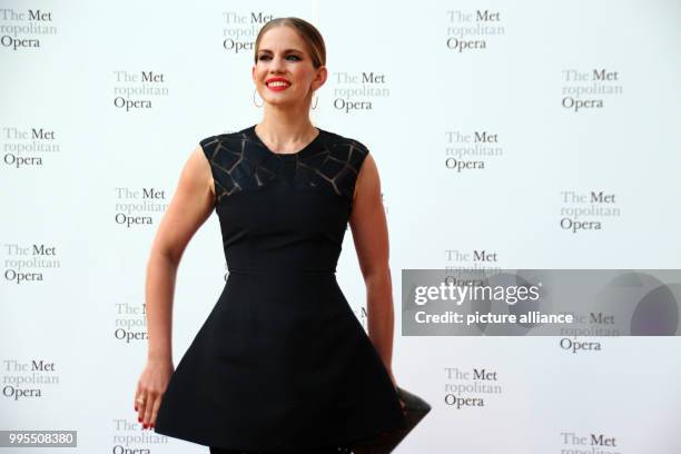 Actress Anna Chlumsky attends the season opening of the Metropolitan Opera in New York, US, 25 September 2017. Photo: Christina Horsten/dpa