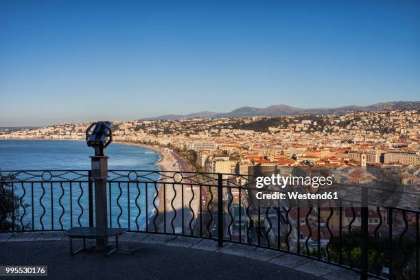 france, provence-alpes-cote d'azur, nice, city view at sunrise, viewpoint with telescope on castle hill - プロムナーデザングレ ストックフォトと画像