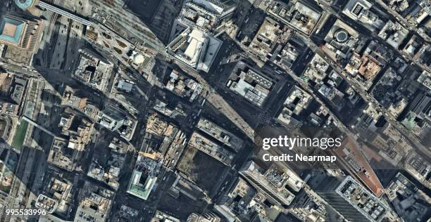 manhattan skyscrapers from above - city grid from above stock pictures, royalty-free photos & images
