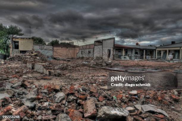 la espera - demolition film 2015 stock-fotos und bilder