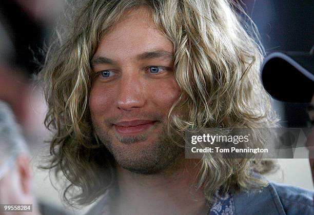 May 14: "American Idol" Season 9 finalist Casey James performs in front of a hometown audience May 14, 2010 in Fort Worth, Texas.