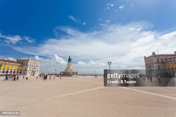 commerce square in lisbon,portugal - rua stock pictures, royalty-free photos & images