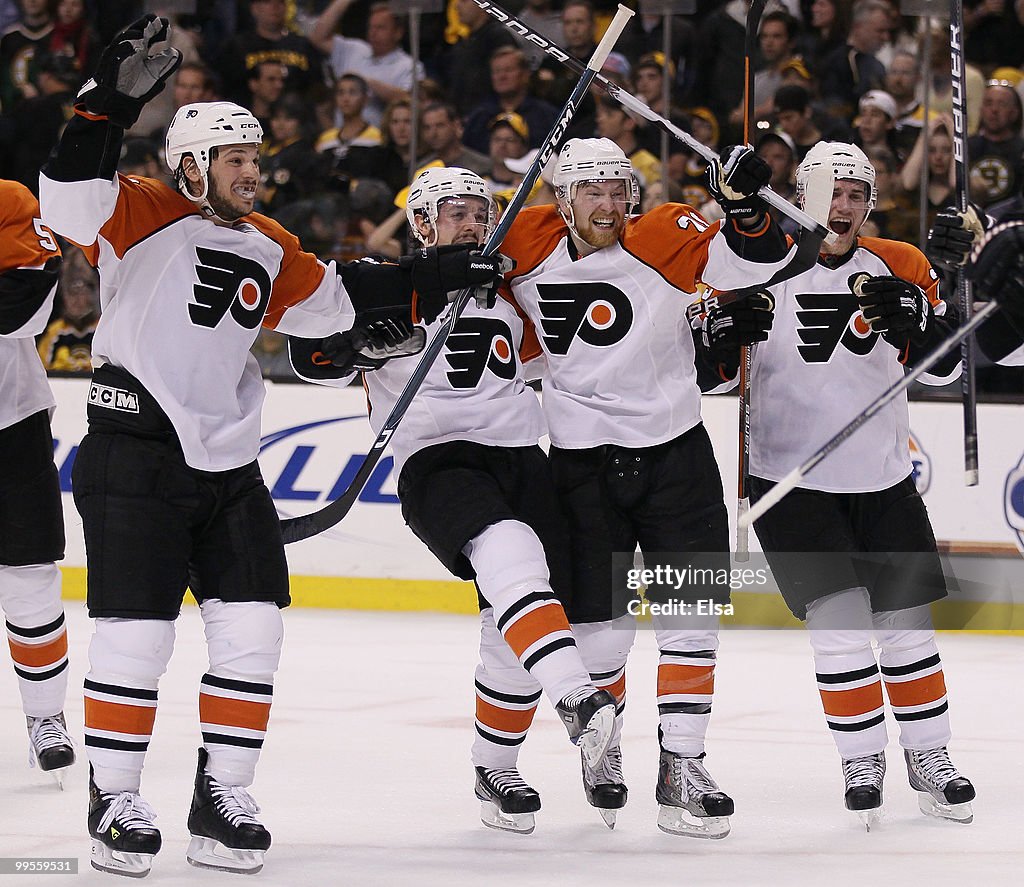 Philadelphia Flyers v Boston Bruins - Game Seven