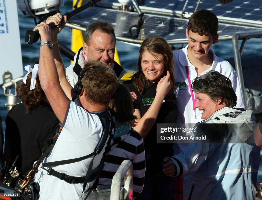 Teen Sailor Jessica Watson Returns To Australia