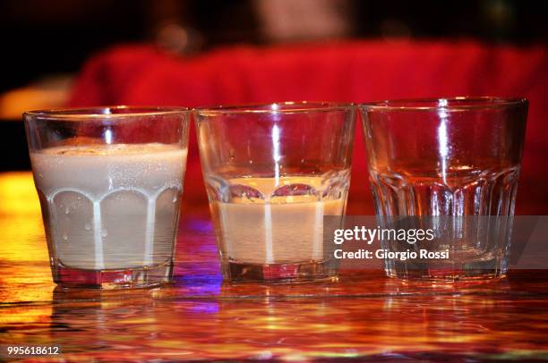 crema al whisky - crema stock pictures, royalty-free photos & images