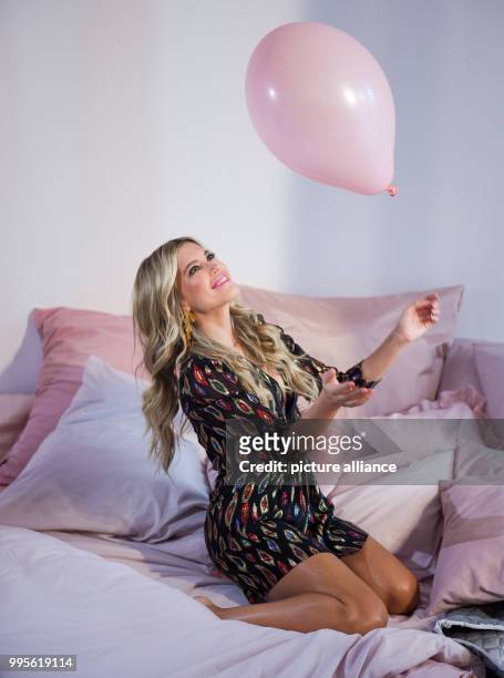 Dpatop - TV host Sylvie Meis poses in a fashion studio in Hamburg, Germany, 27 September 2017. Meis and Amazon Fashion present a joint underwear...