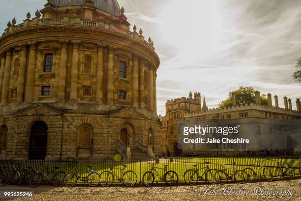 radcliffe camera" in oxford.. - radcliffe camera stock pictures, royalty-free photos & images