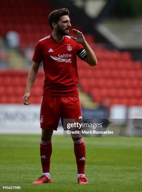Shinnie Graeme Shinnie Photos and Premium High Res Pictures - Getty Images