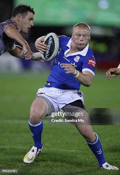 Anthony Watts of the Cowboys in action during the round 10 NRL match between the Warriors and the North Queensland Cowboys at Mt Smart Stadium on May...