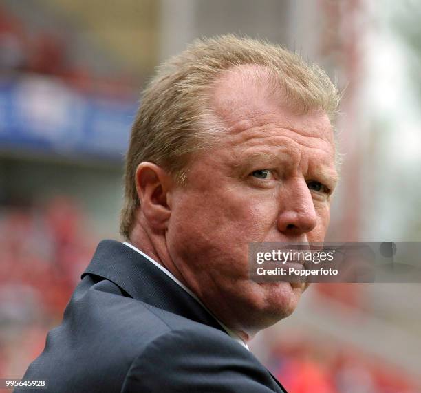 Nottingham Forest manager Steve McClaren looks on during the Championship match between Nottingham Forest and Leicester City at City Ground in...