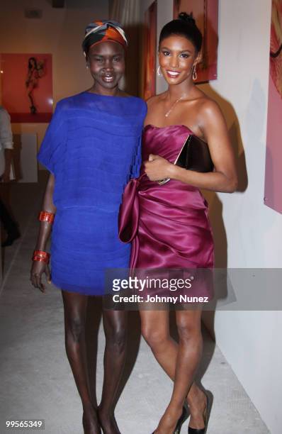 Models Alek Wek and Sessilee Lopez attend the Belvedere Pink Grapefruit "In The Pink" launch party at The Belvedere Pink Grapefruit Pop-Up on May 14,...