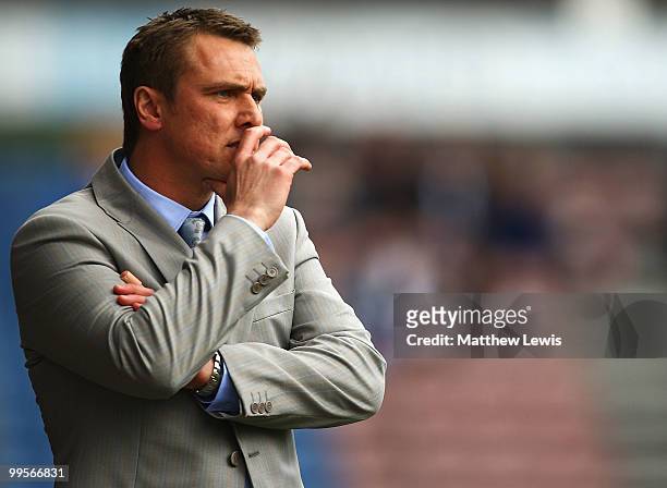 Lee Clark, manager of Huddersfield Town looks on during the Coca-Cola League One Playoff Semi Final 1st Leg match between Huddersfield Town and...