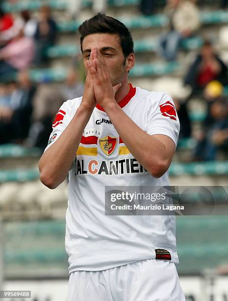 Samuel Di Carmine of Gallipoli Calcio looks dejected during the Serie B match between Reggina Calcio and Gallipoli Calcio at Stadio Oreste Granillo...