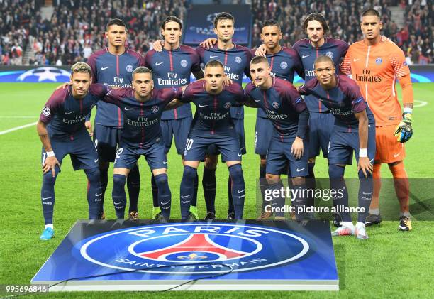 Paris St. Germain's team with Thiago Silva, Edinson Cavani, Thiago Motta, Marquinhos, Adrien Rabiot, goalkeeper Alphonse Areola, Neymar, Dani Alves,...