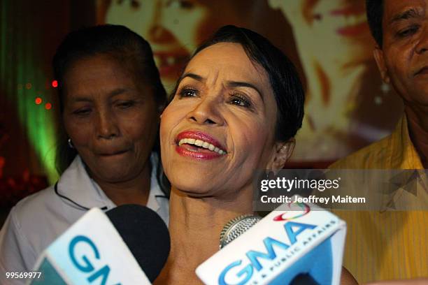 World welterweight boxing champion Manny Pacquiao's mother Dionisia Pacquiao attends an election celebration at the KCC Mall on May 15, 2010 in...