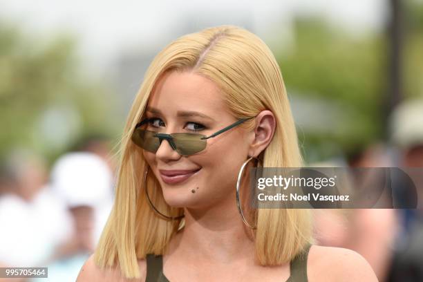 Iggy Azalea visits "Extra" at Universal Studios Hollywood on July 10, 2018 in Universal City, California.