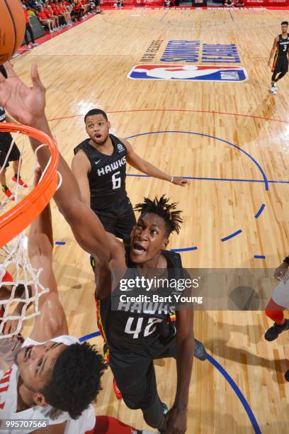 Alpha Kaba of the Atlanta Hawks goes to the basket against the Chicago Bulls during the 2018 Las Vegas Summer League on July 10, 2018 at the Cox...