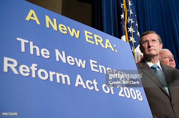 From left, Sen. Kent Conrad, D-N. Dak., and Sen. Saxby Chambliss, R-Ga., participate in a news conference held by the bipartisan group "Gang of 10,"...