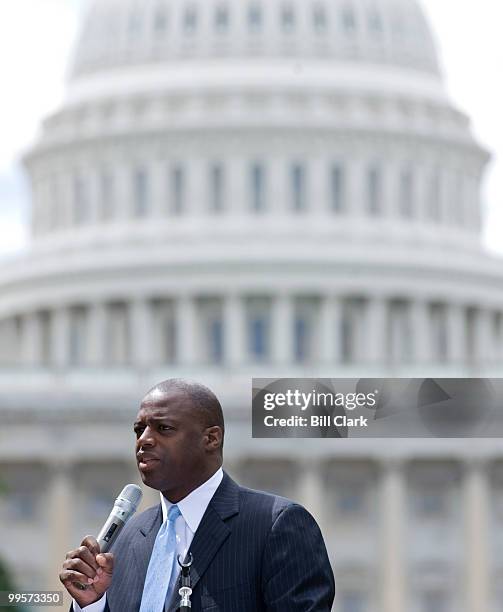 Former Washington Redskins football player Darrell Green speaks during the District of Columbia Fire & EMS Department's EMS Week kick-off ceremony in...