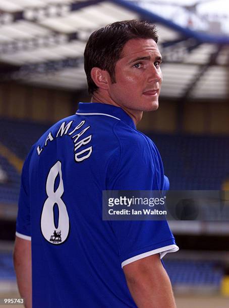 Frank Lampard poses with his new Chelsea team jersey after his signing to Chelsea FC at Stamford Bridge, London. Digital Image. Mandatory Credit: Ian...