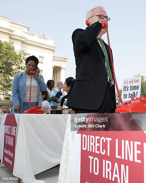 From left, Rep. Sheila Jackson Lee, D-Texas, and Libertarian candidate for President and former Rep. Bob Barr, R-Ga., speak to citizens in Iran...