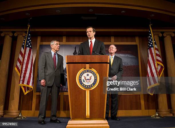 From left, Sen. George Voinovich, R-Ohio, Sen. John Thune, R-S. Dak., and Sen. Lamar Alexander, R-Tenn., hold a news conference on Congressional...