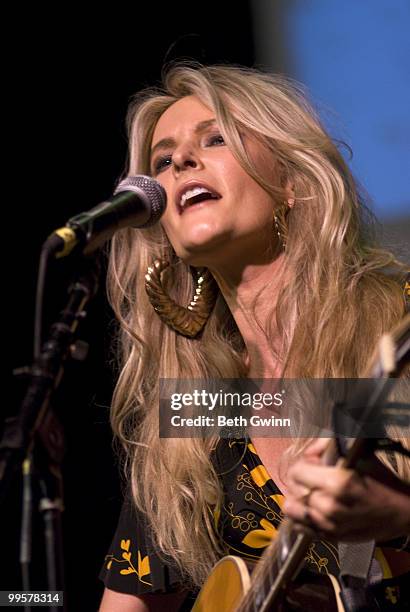 Elizabeth Cook performs at The Loveless Barn on May 5, 2010 in Nashville, Tennessee.