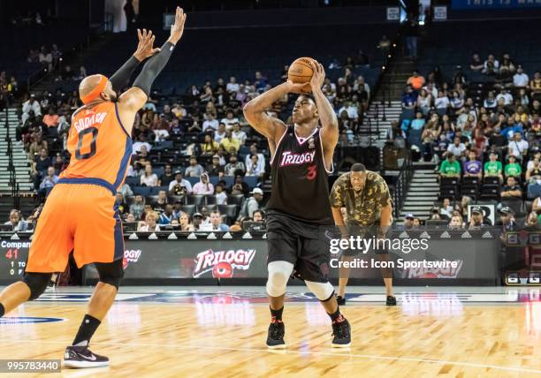 Drew Gooden co-captain of 3's Company moves in to attempt a block on Al Harrington co-captain of Trilogy during game 1 in week three of the BIG3...