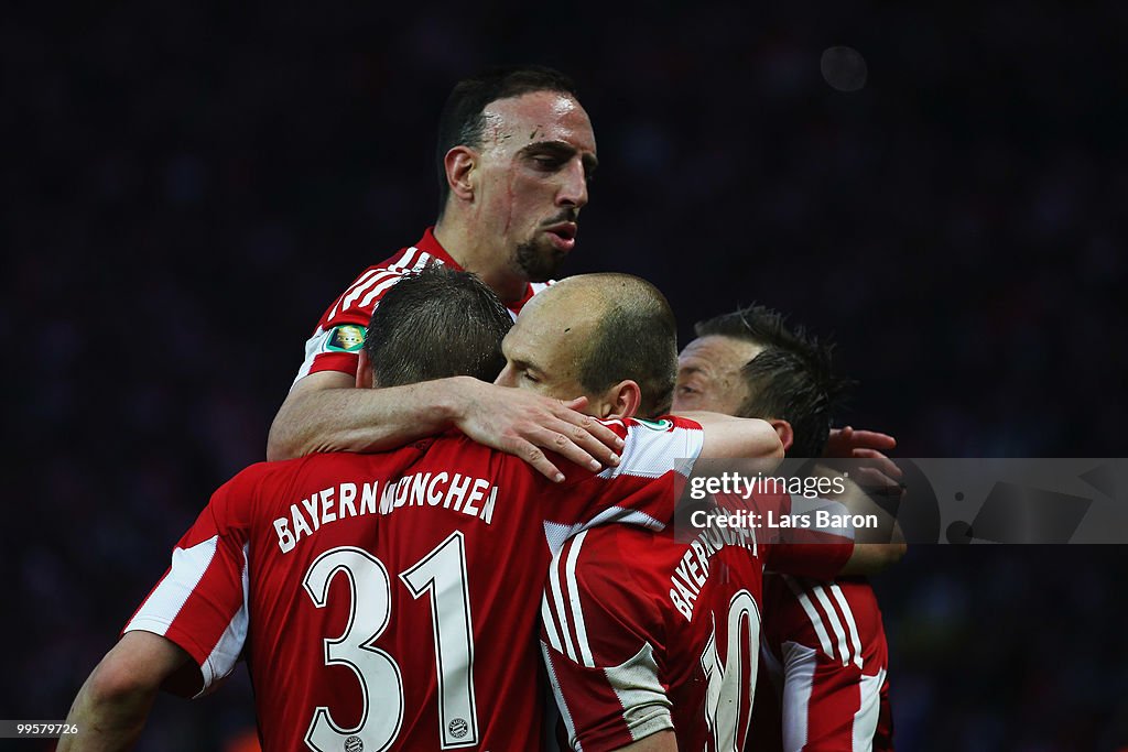 Werder Bremen v Bayern Muenchen - DFB Cup Final
