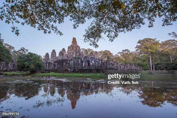 the bayon temple - ប្រាសាទបាយ័ន - sok 個照片及圖片檔