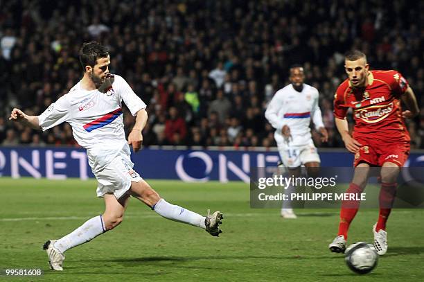 Lyon's Bosnian midfielder Miralem Pjanic scores a goal during the French L1 football match Lyon vs Le Mans on May 15, 2010 at the Gerland stadium in...