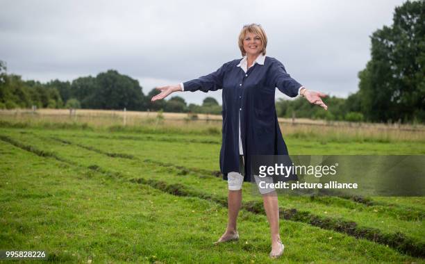 June 2018, Germany, Buechten: The presenter Alida Gundlach stands on a field. Gundlach celebrates her 75th birthday on 17 July. Photo: Philipp...