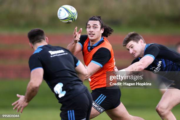 Peter Umaga-Jensen passes during a Hurricanes Super Rugby training session at Rugby League Park on July 11, 2018 in Wellington, New Zealand.