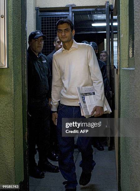 Pakistani Mauhannas Saif Ur Rehnab leaves a security jail on May 15, 2010 in Santiago. A private audience of the Pakistani man who was arrested on...