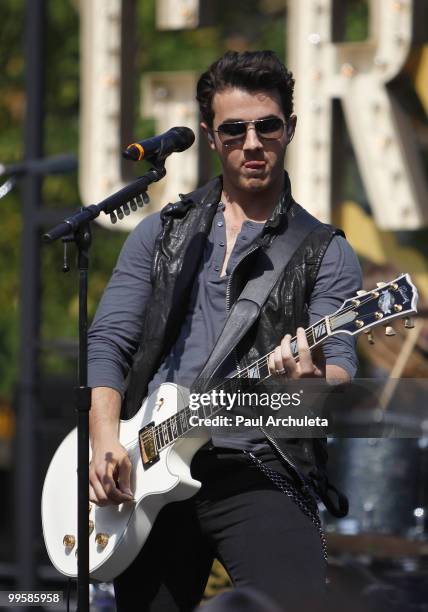 Kevin Jonas performs at the Jonas Brother's summer tour kickoff at The Grove on May 15, 2010 in Los Angeles, California.