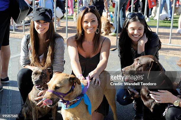Nikki Phillips and Rose Kelly and Lyndsey Rodrigues attends the RSPCA Million Paws Walk at Sydney Olympic Park on May 16, 2010 in Sydney, Australia.