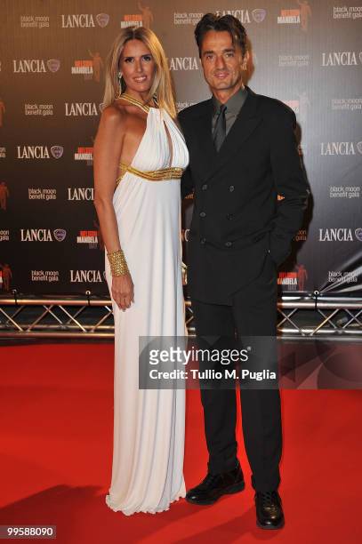 Tiziana Rocca and Guilio Base attend the Black Moon Benefit Gala for the Mandela Foundation, hosted by Lancia on board of the Signora del Vento on...