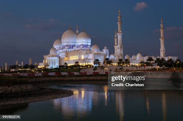 sheikh zayed grand mosque - zayed stock-fotos und bilder