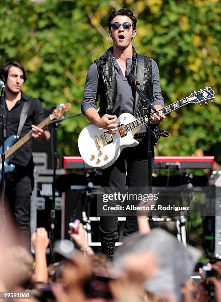 Musician Kevin Jonas performs live at the Grove to kick off the summer concert series on May 15, 2010 in Los Angeles, California.