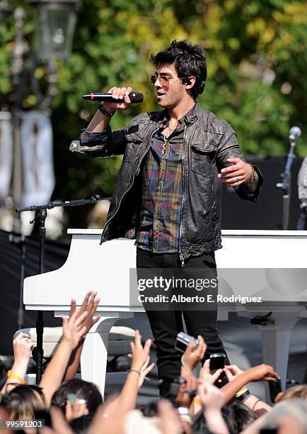 Musician Joe Jonas performs live at the Grove to kick off the summer concert series on May 15, 2010 in Los Angeles, California.